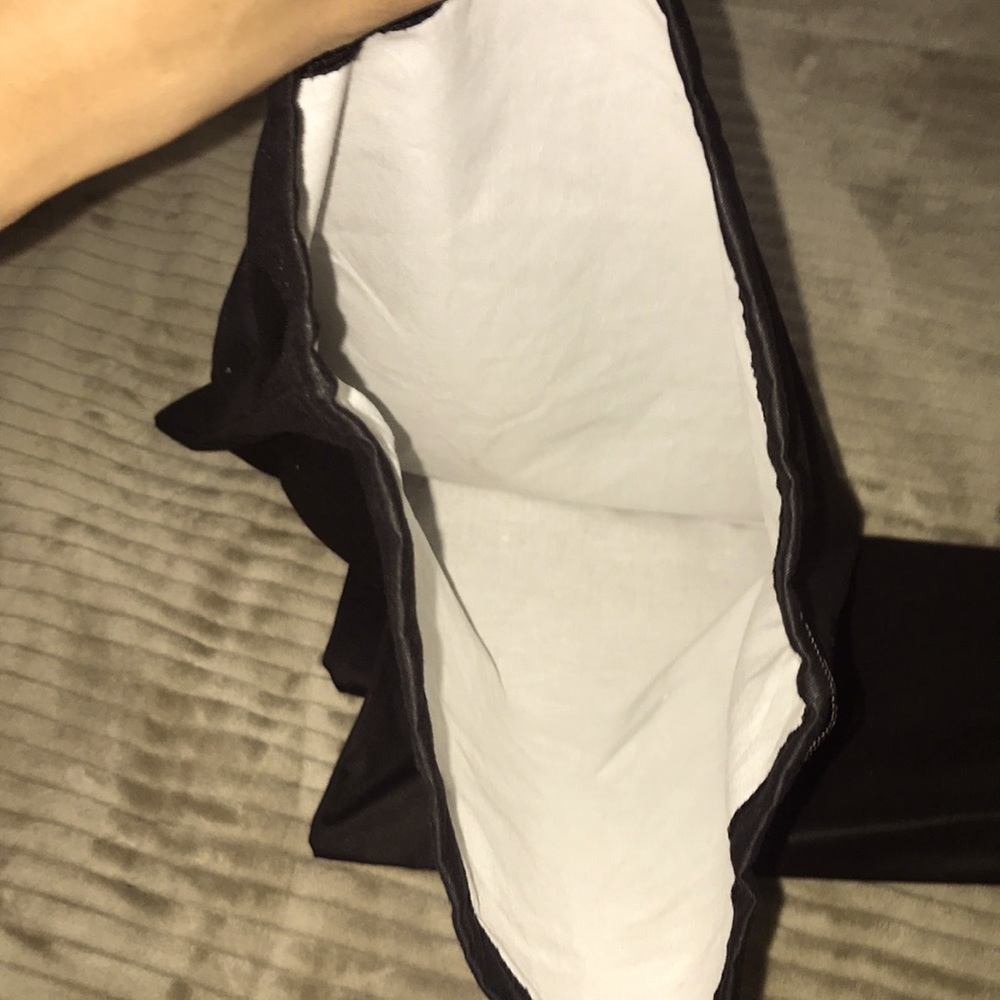 Saint Laurent shoe bags - Picture 2 of 6